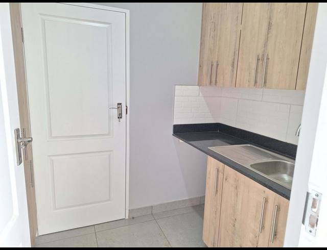 3 BEDROOM HOUSE FOR SALE IN HARTENBOS HEUWELS